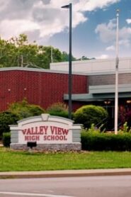 The Villains of Valley View: 2×4